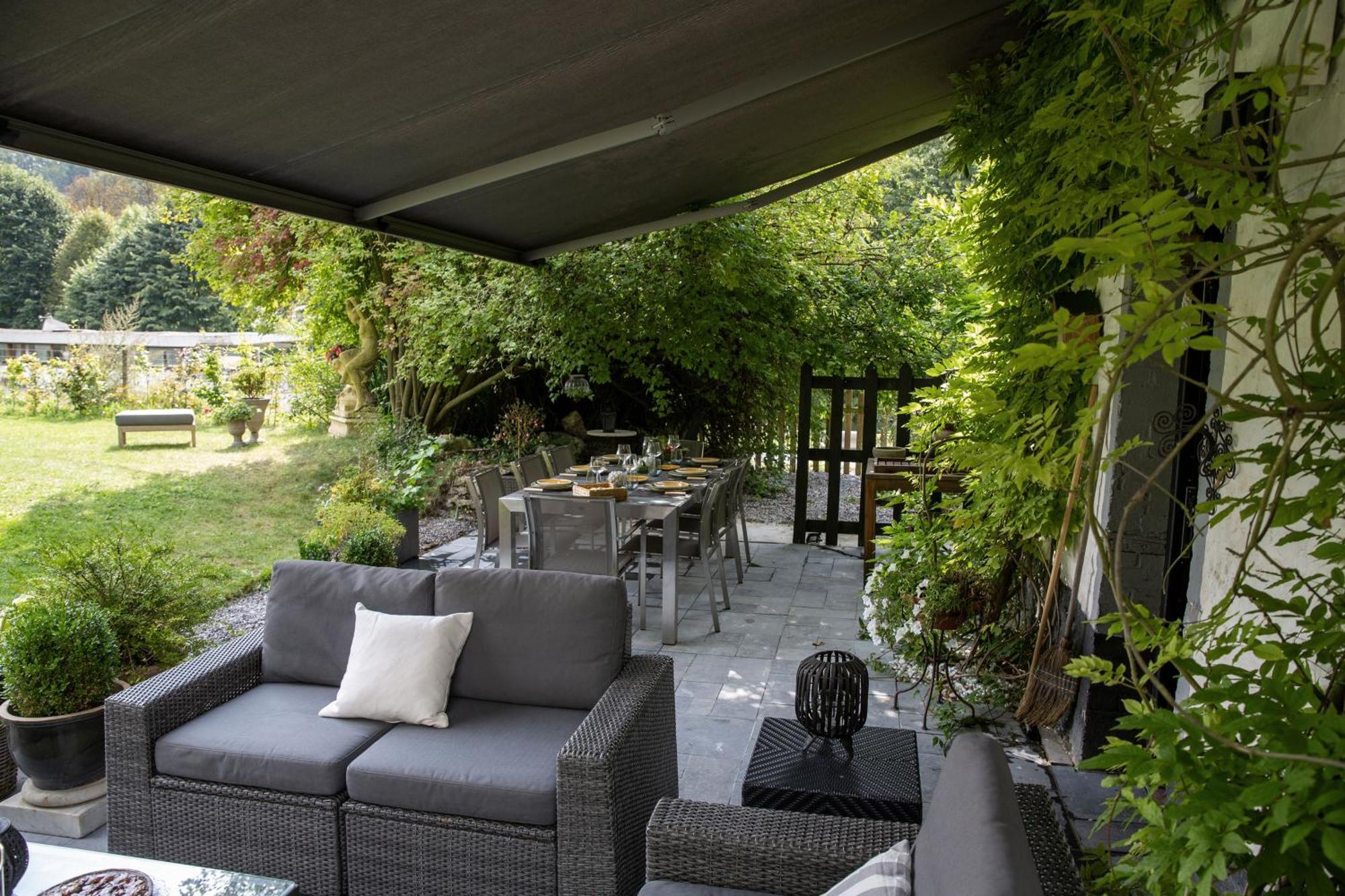 Riverside Villa Dinant